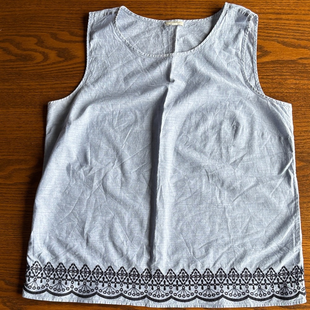 Talbots Light Blue Cotton Sleeveless Embroidered Tank EUC